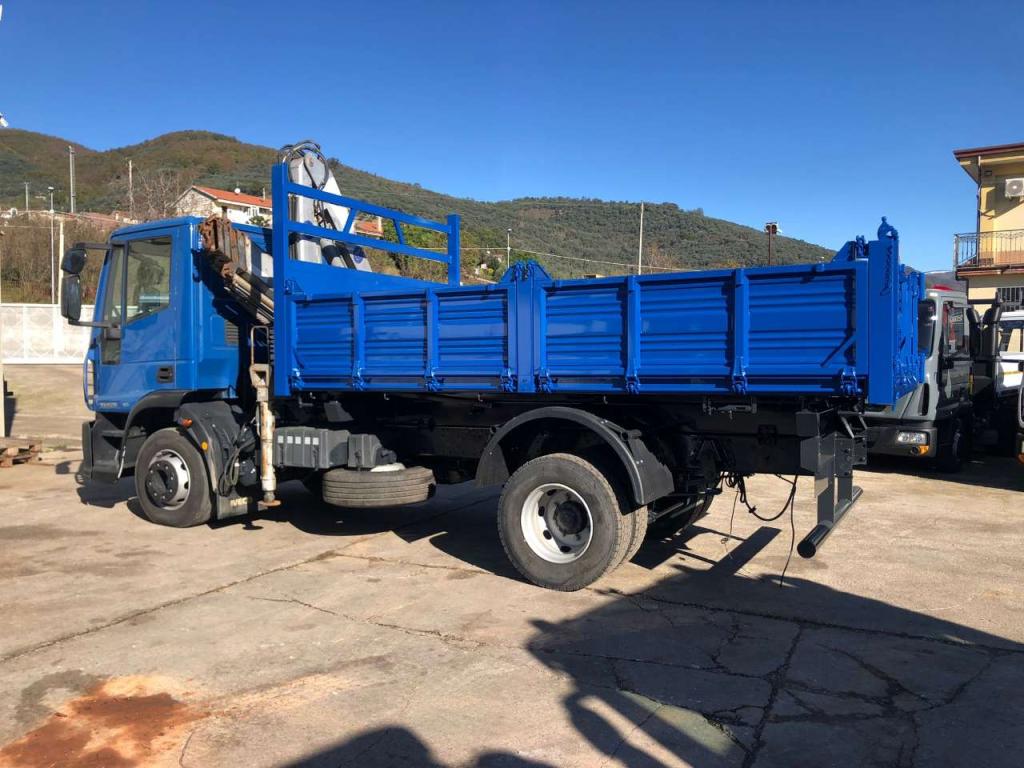 Iveco EUROCARGO 150E25P Foto 26