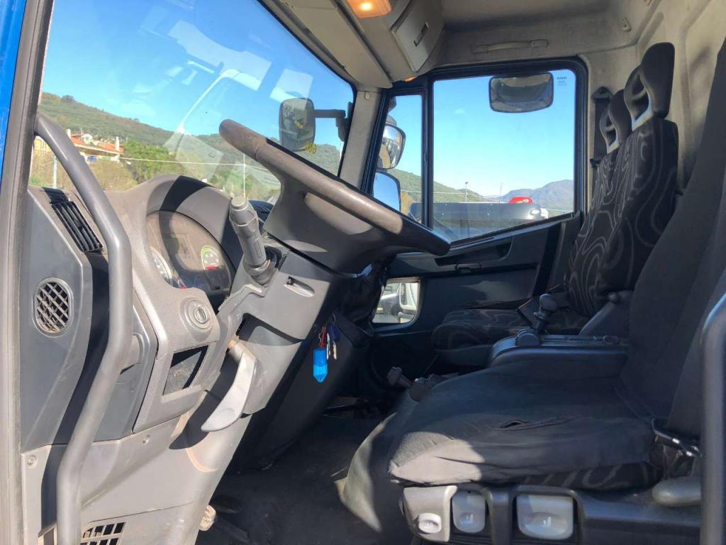 Iveco EUROCARGO 150E25P Foto 27