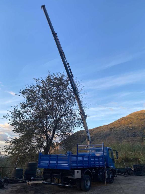 Iveco EUROCARGO 150E25P Foto 4