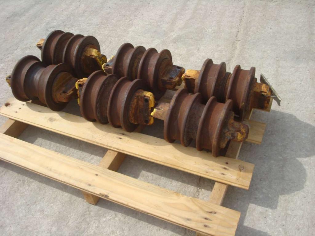 Rulli inferiori per Fiat Allis FL10C Foto 3