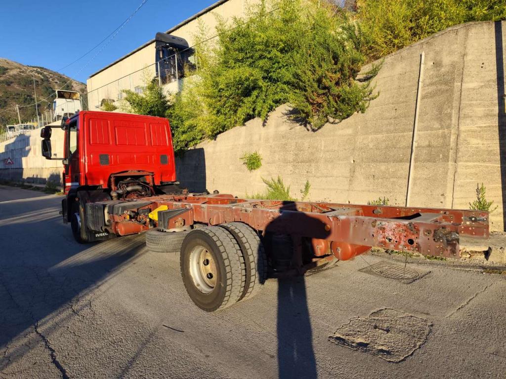 Iveco EUROCARGO 150-280 Foto 8