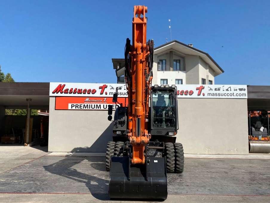 Hitachi ZX210W-3 Foto 15
