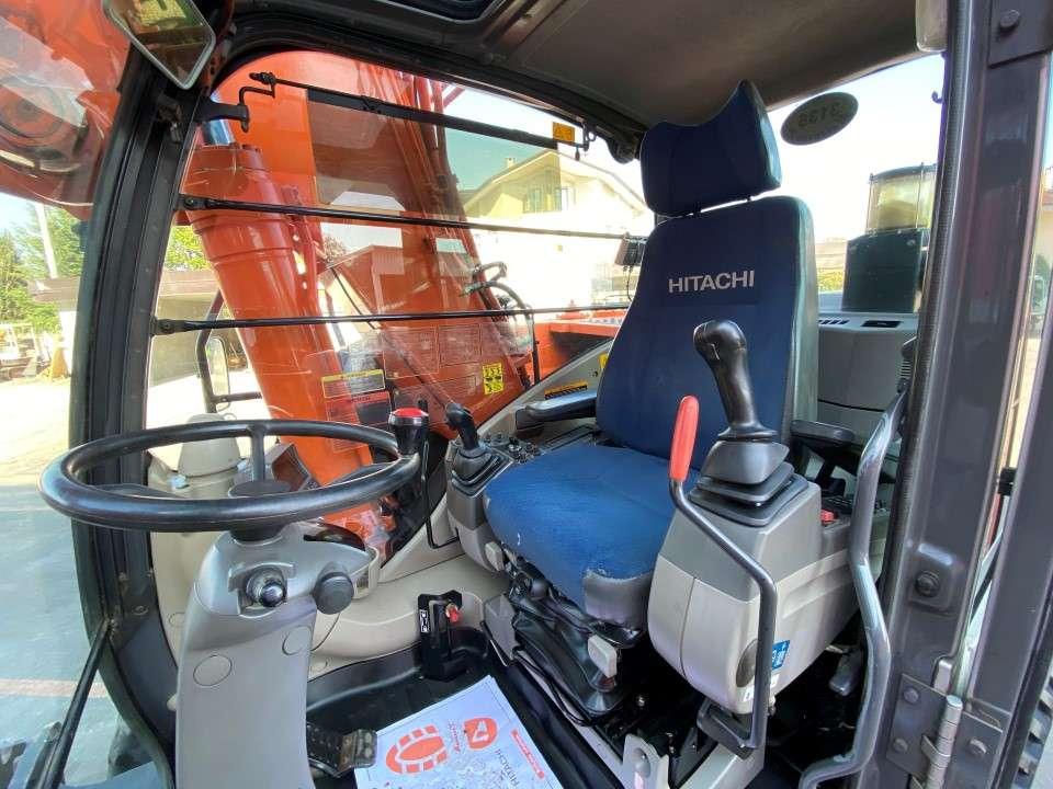 Hitachi ZX210W-3 Foto 7