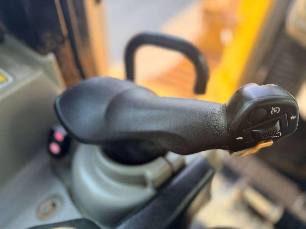 Caterpillar D6T XL Foto 13