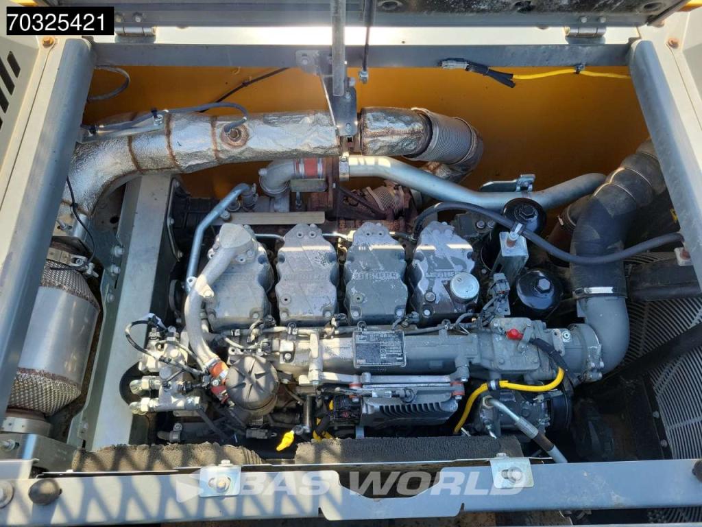 Liebherr R934 NLC Foto 18