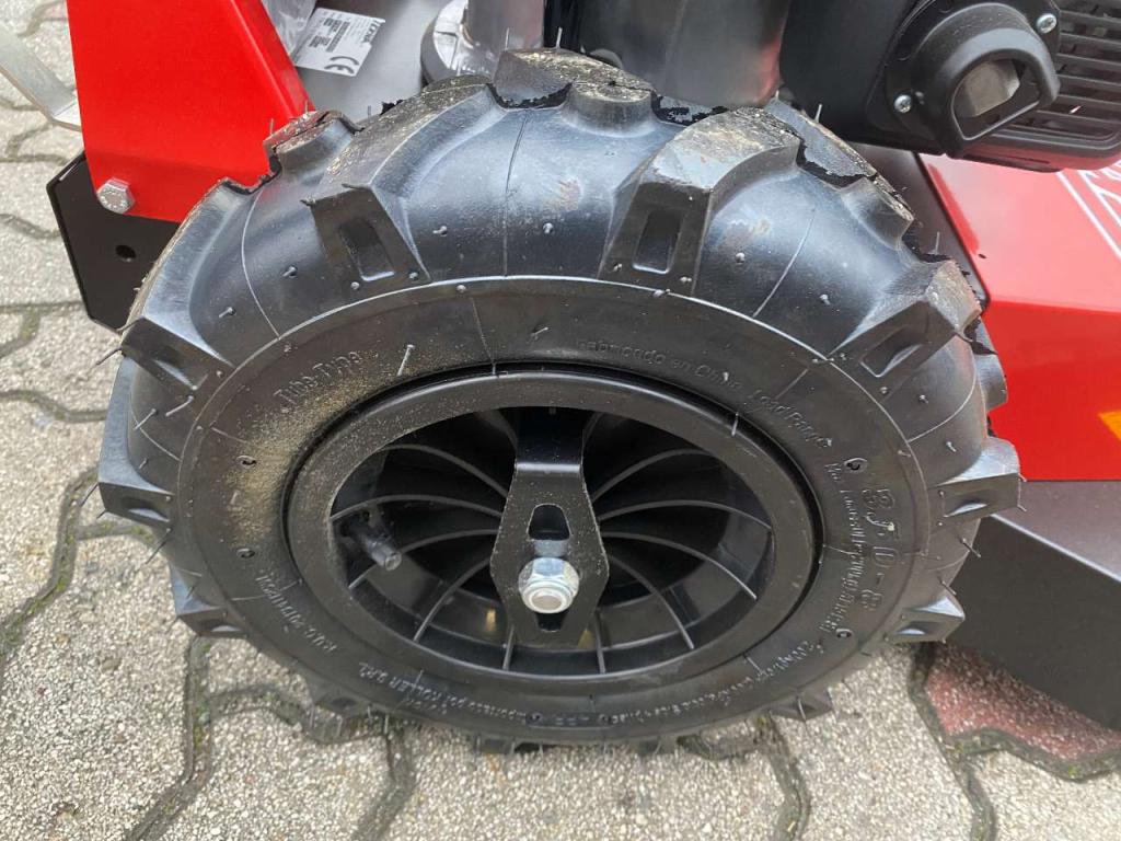 Tekna TR 70 HONDA - TESTINA 6 FILI - RUOTE MOTRICI PNEUMATICHE Foto 12
