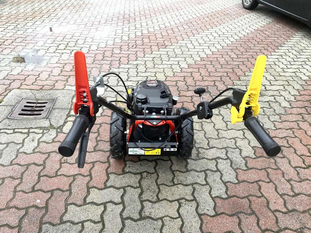 Tekna TR 70 HONDA - TESTINA 6 FILI - RUOTE MOTRICI PNEUMATICHE Foto 8