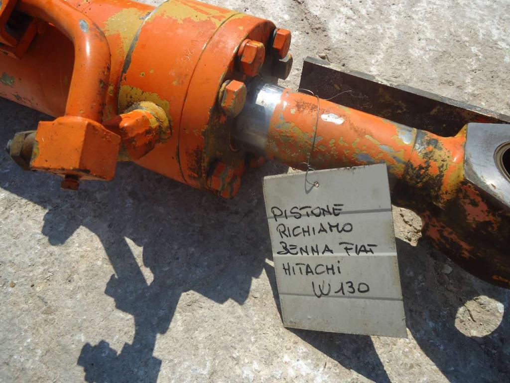 Pistone richiamo benna per Fiat Hitachi W130 Foto 4