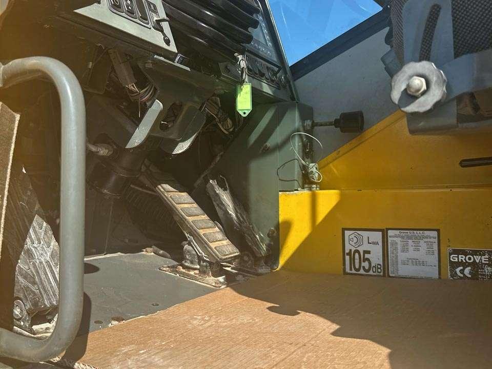 Grove RT530E-2 4X4X4 Foto 17