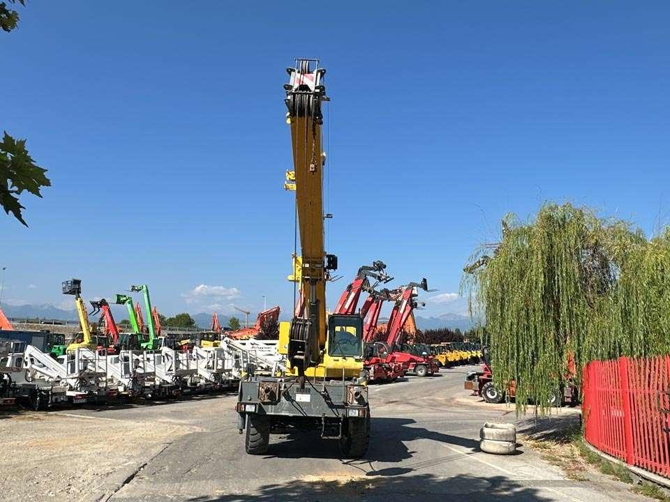 Grove RT530E-2 4X4X4 Foto 23