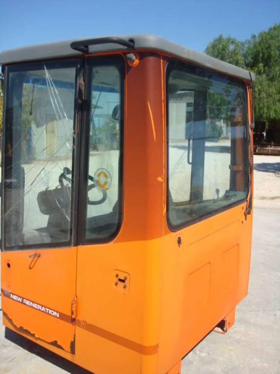 Cabina per Fiat Hitachi W130 E TUTTA LA SERIE W Foto 2