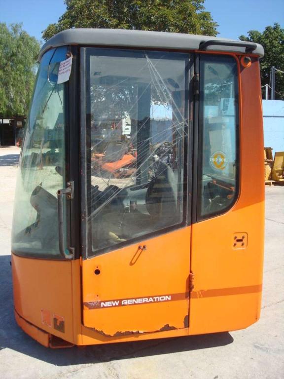 Cabina per Fiat Hitachi W130 E TUTTA LA SERIE W Foto 3