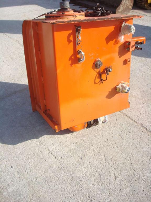 Serbatoio olio idraulico per Fiat Hitachi EX 215 Foto 4