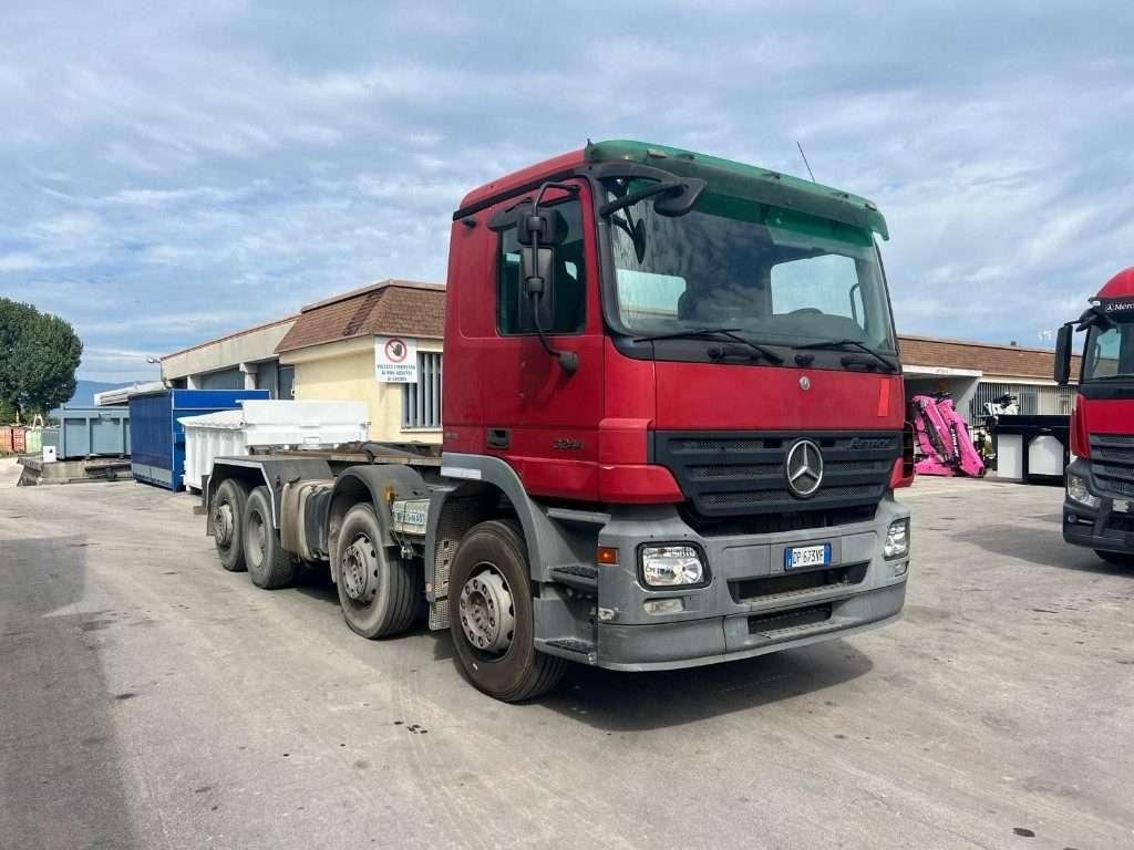 Mercedes-Benz ACTROS 32.44 Foto 1