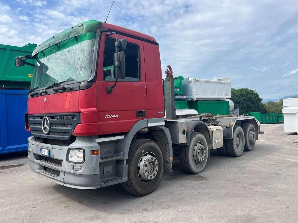 Mercedes-Benz ACTROS 32.44 Foto 6