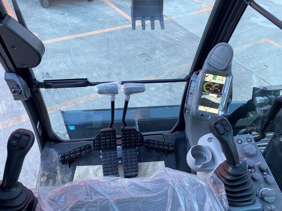 Hitachi ZX85US-6 Foto 10