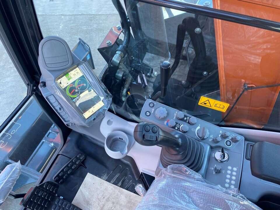 Hitachi ZX85US-6 Foto 9