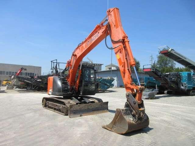 Hitachi ZX135 US-6 Foto 5
