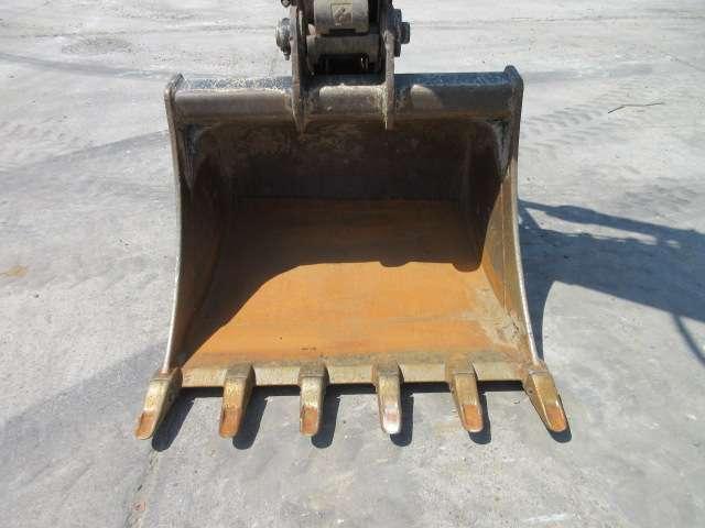 Hitachi ZX135 US-6 Foto 9