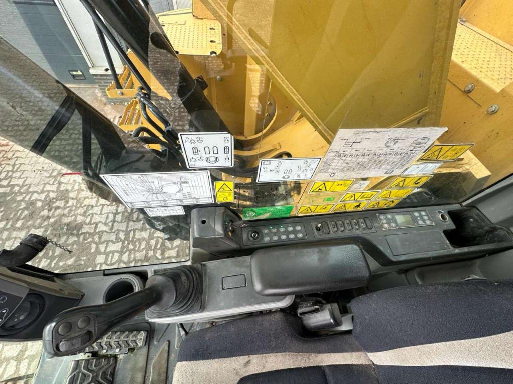 Caterpillar 335 F LCR Foto 23