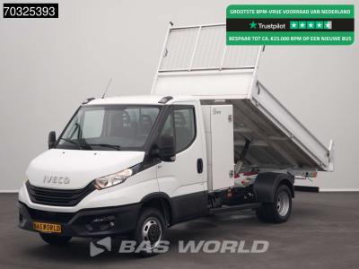 Iveco Daily 35C16 3.0L Kipper met Kist Dubbellucht 3,5t Trekhaak Navi Airco Cruise Camera Euro6 Tipper Be in vendita da BAS World B.V.
