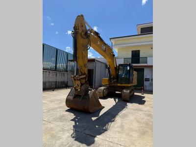 Caterpillar 323