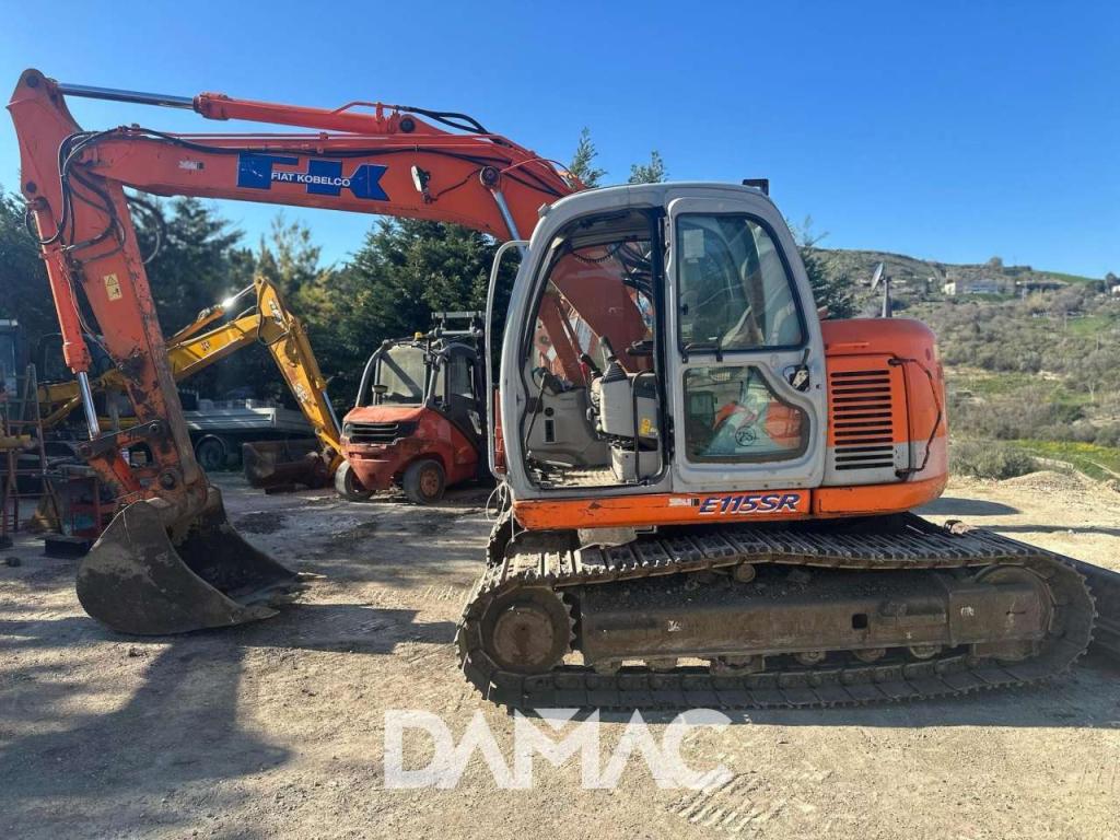 Fiat Kobelco E115SR Foto 2