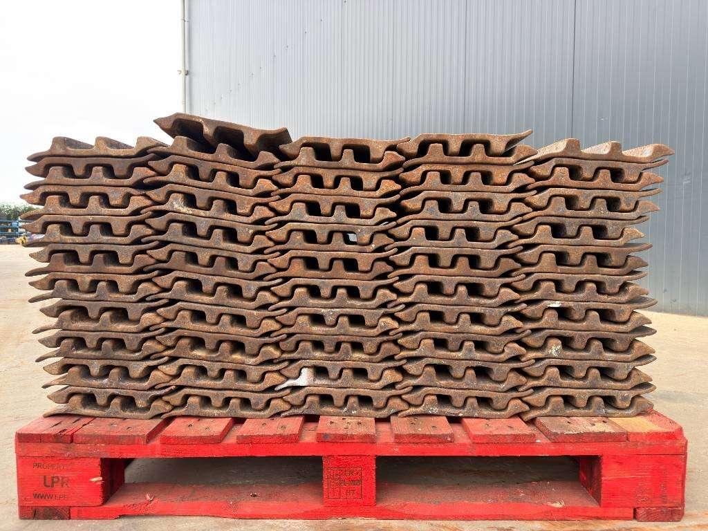 Caterpillar 330C / 330D / 336D / 336E / 336F - 850 mm shoes Tr Foto 4