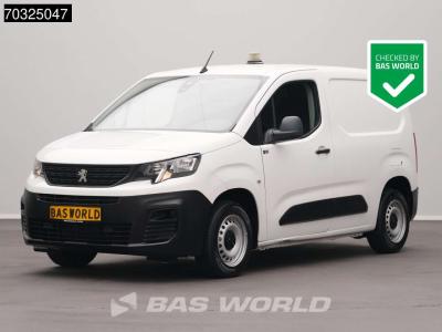 Peugeot Partner 75pk L1H1 Airco Parkeersensoren Euro6 L1 Kompakt A/C in vendita da BAS World B.V.