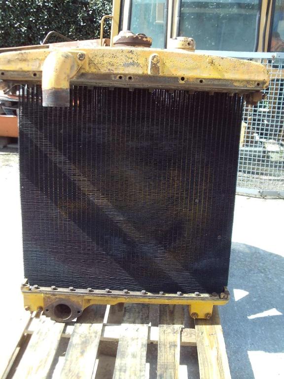 Radiatore acqua per Caterpillar 920 Foto 1