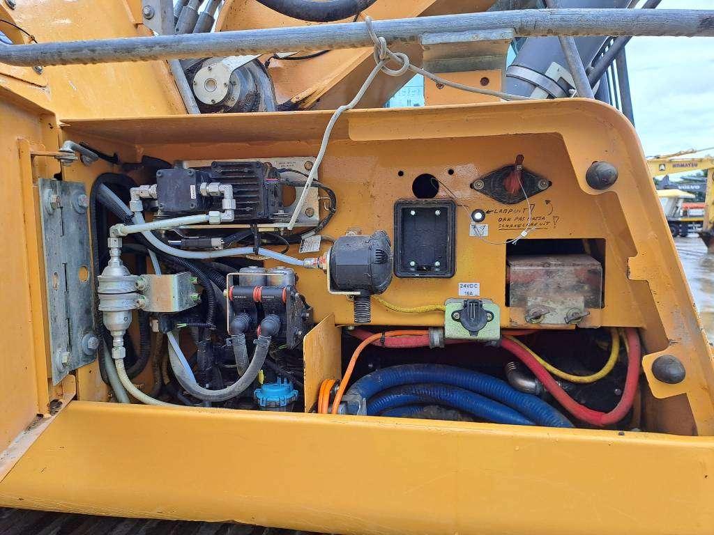 Liebherr R946LC Foto 18
