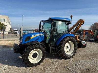 New Holland T4.75S in vendita da MEK Srl