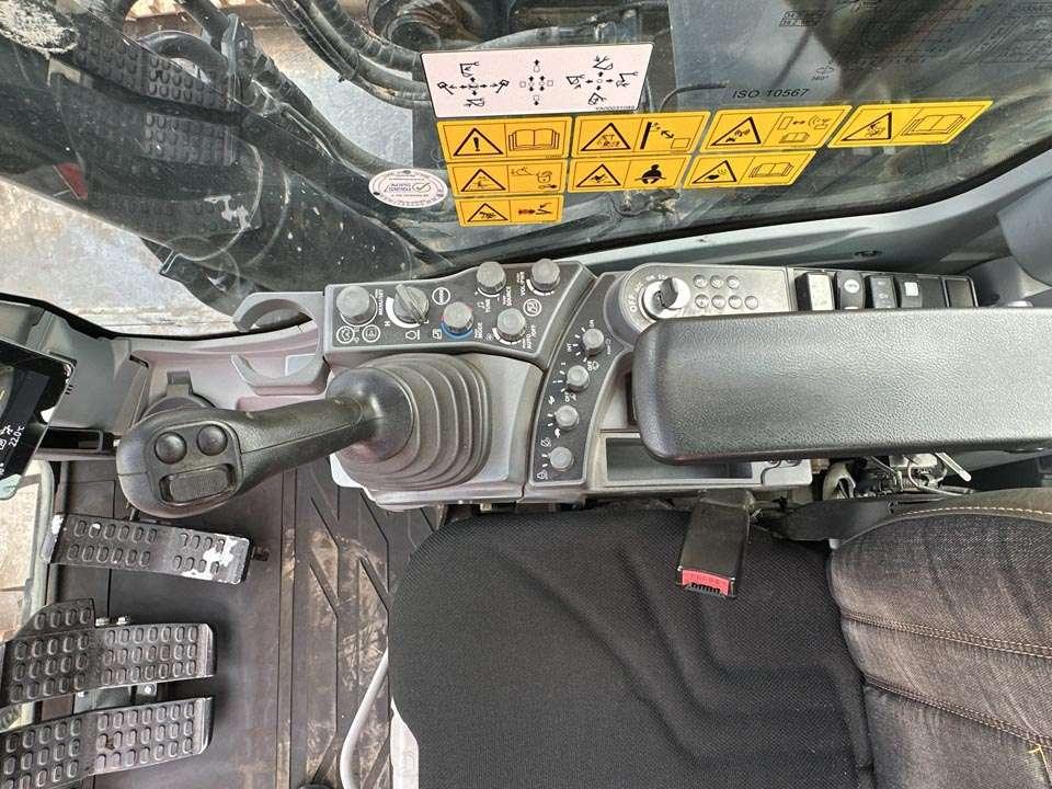 Hitachi ZX350LCN-7 Foto 18
