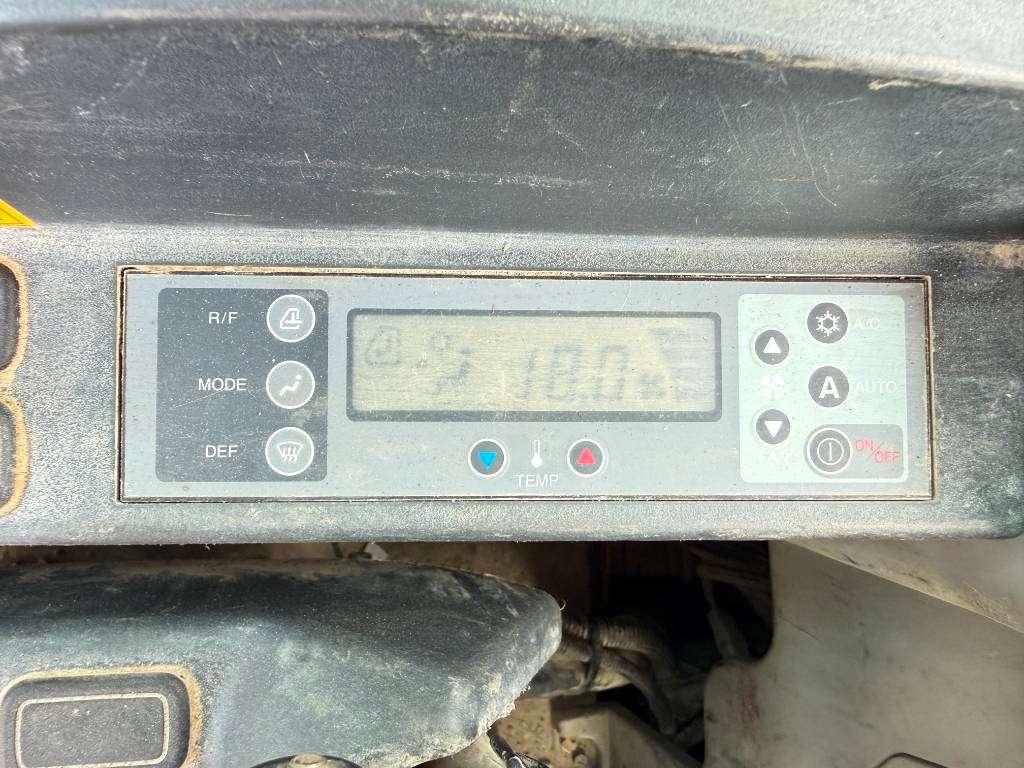 Kobelco SK235SR - Hammer Lines / Automatic Greasing Foto 13