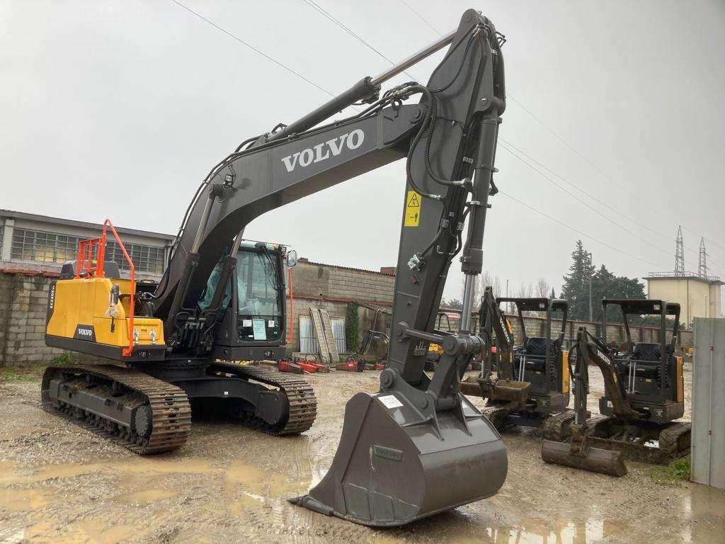 Volvo EC220Enl Foto 1