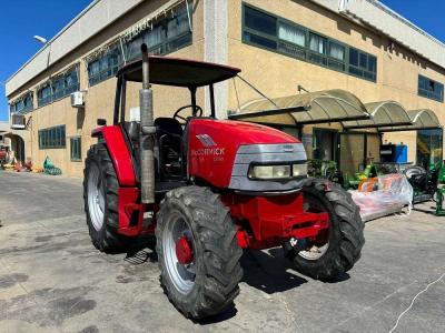 Mc Cormick CX 90 DT in vendita da Calabria Trattori Srl