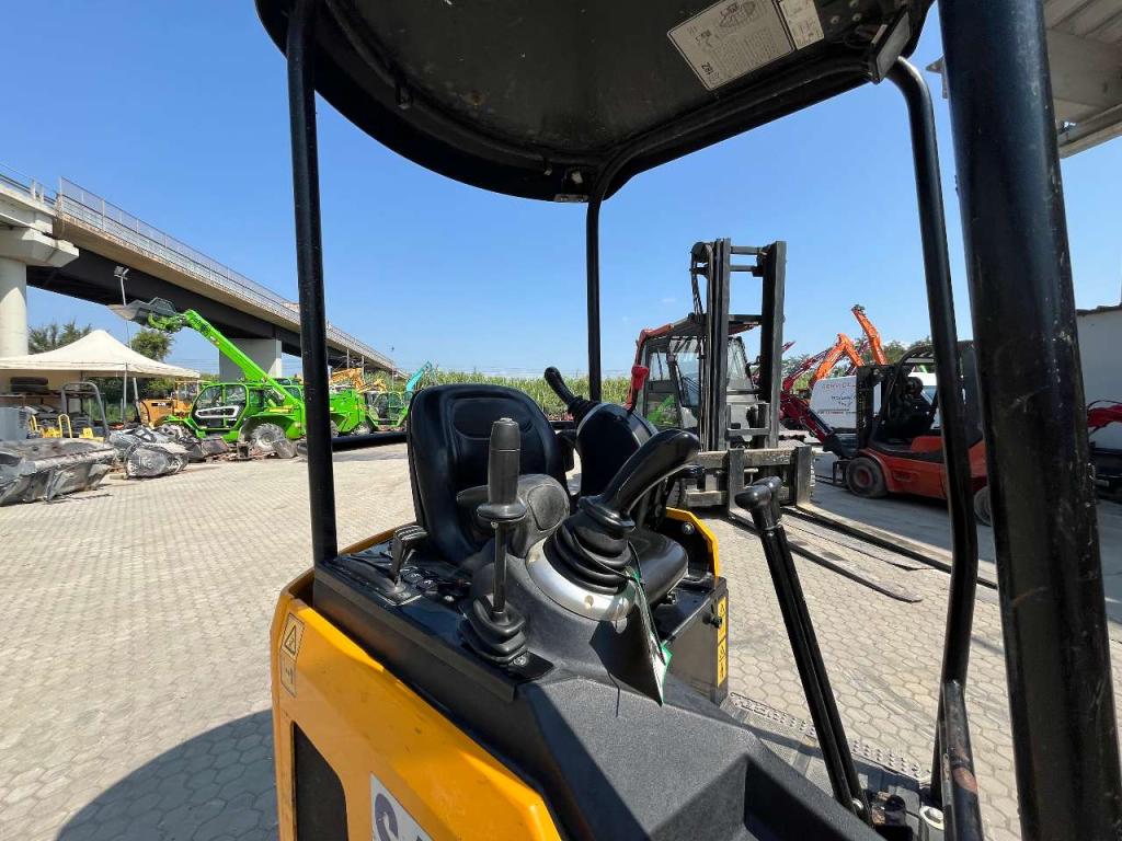 JCB 18Z-1 T3 Foto 6
