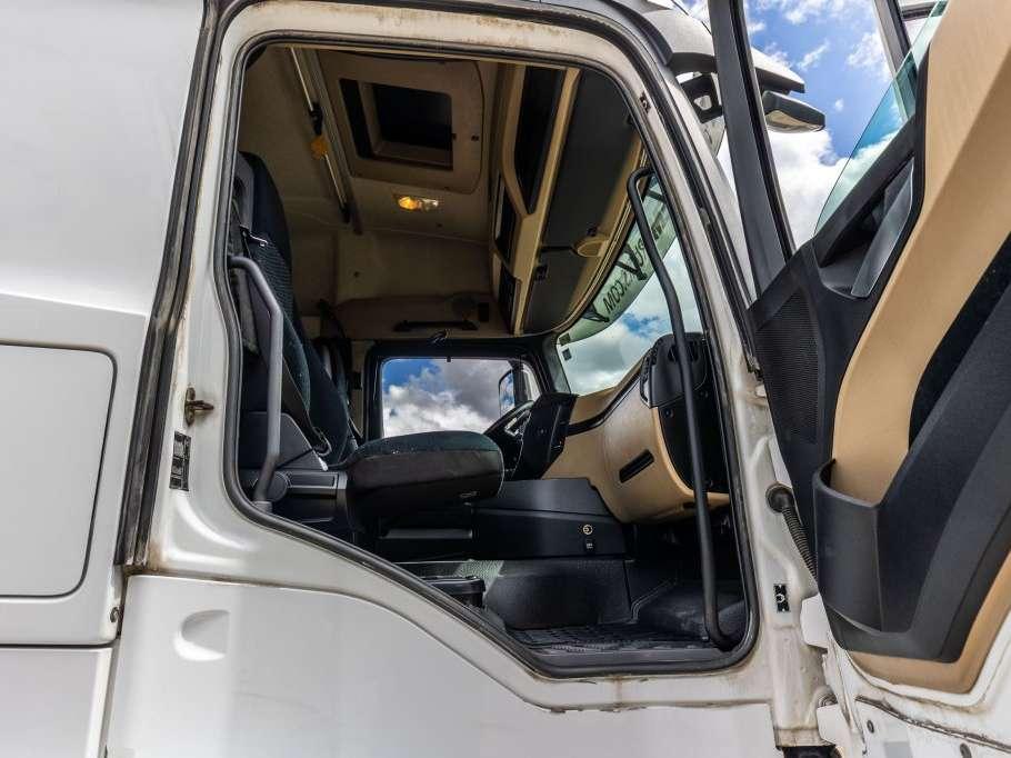 Mercedes-Benz ACTROS 2646 LS + HYDR. Foto 17