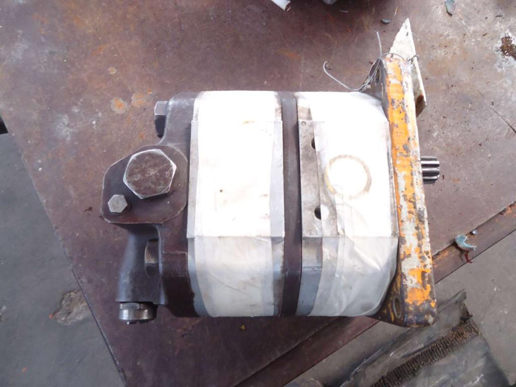 Pompa idraulica per Fiat Allis FL10 - REVISIONATA Foto 1