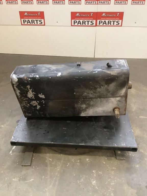 Serbatoio olio idraulico per JLG LIFT 450 AJ Foto 5
