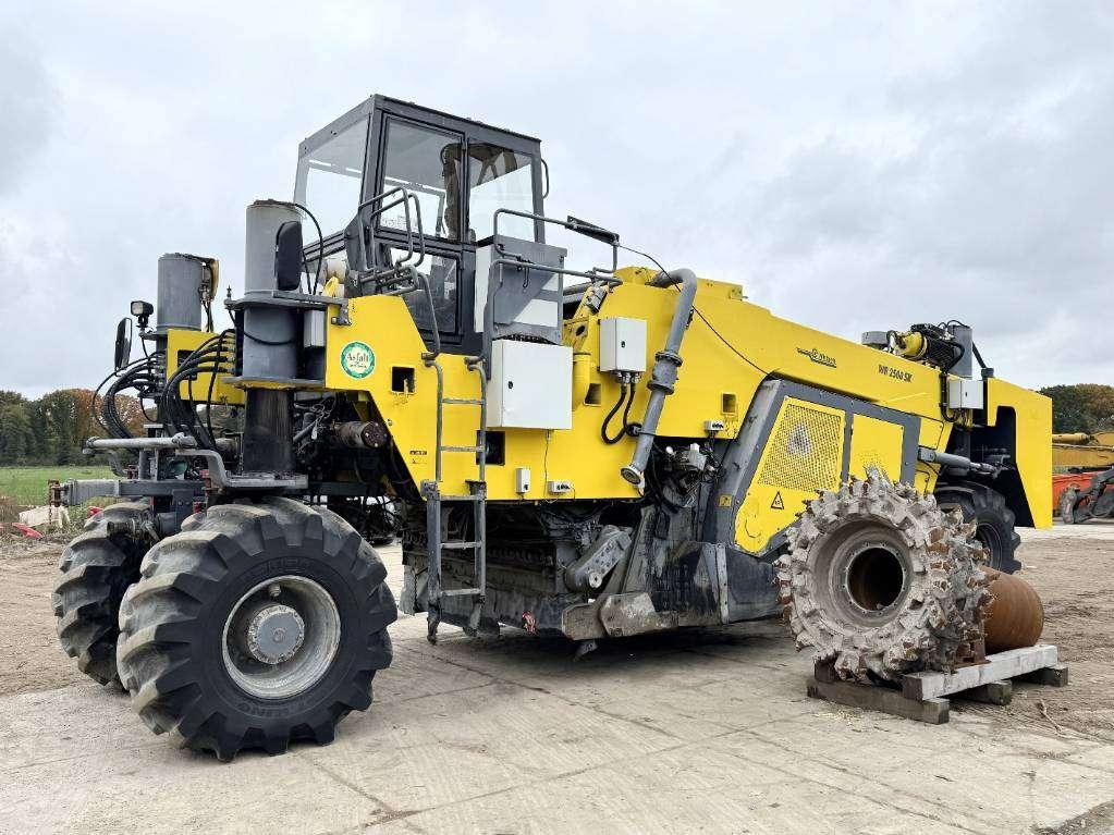 Wirtgen WR2500SK - Dutch Machine / Extra Miller and Tires Foto 1