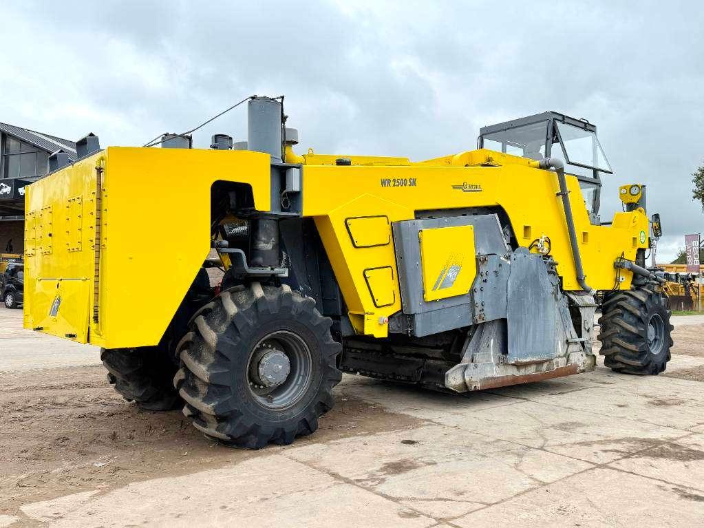 Wirtgen WR2500SK - Dutch Machine / Extra Miller and Tires Foto 5