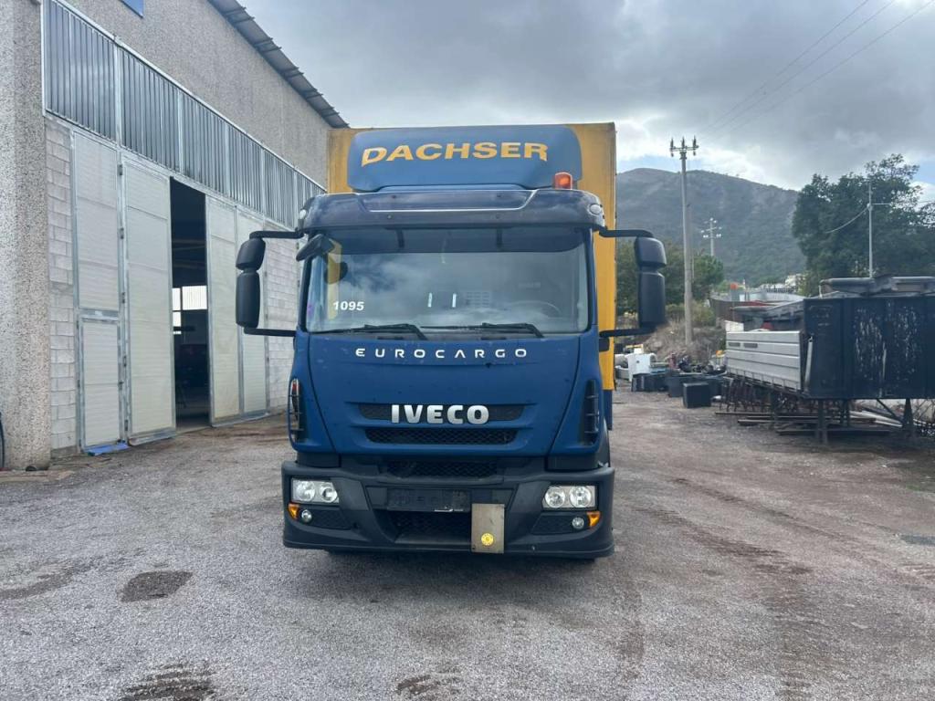 Iveco EUROCARGO CUBE 120E22 Foto 3