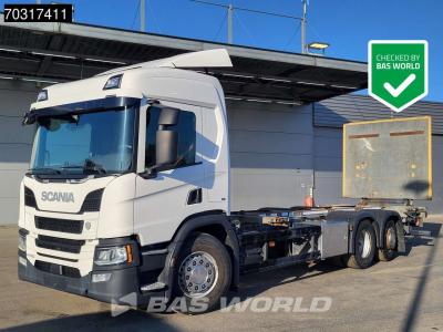 Scania P500 6X2 2500kg Ladebordwand Lift+Steering axle BDF Automatic Full Air in vendita da BAS World B.V.