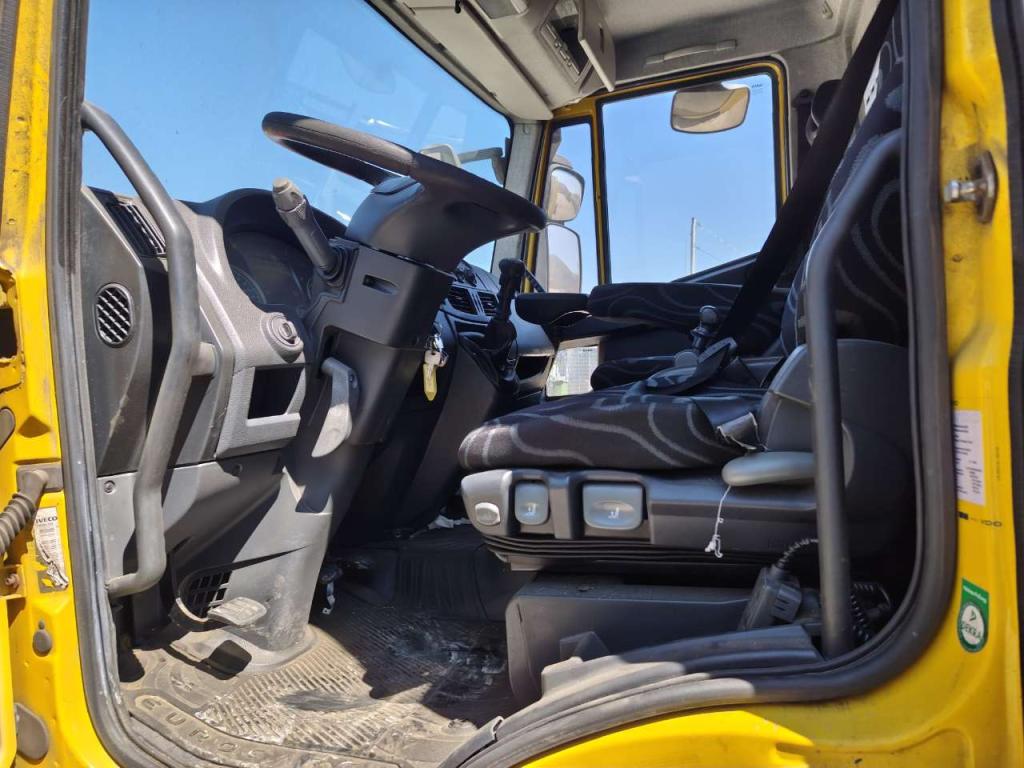 Iveco EUROCARGO 120E28P Foto 7