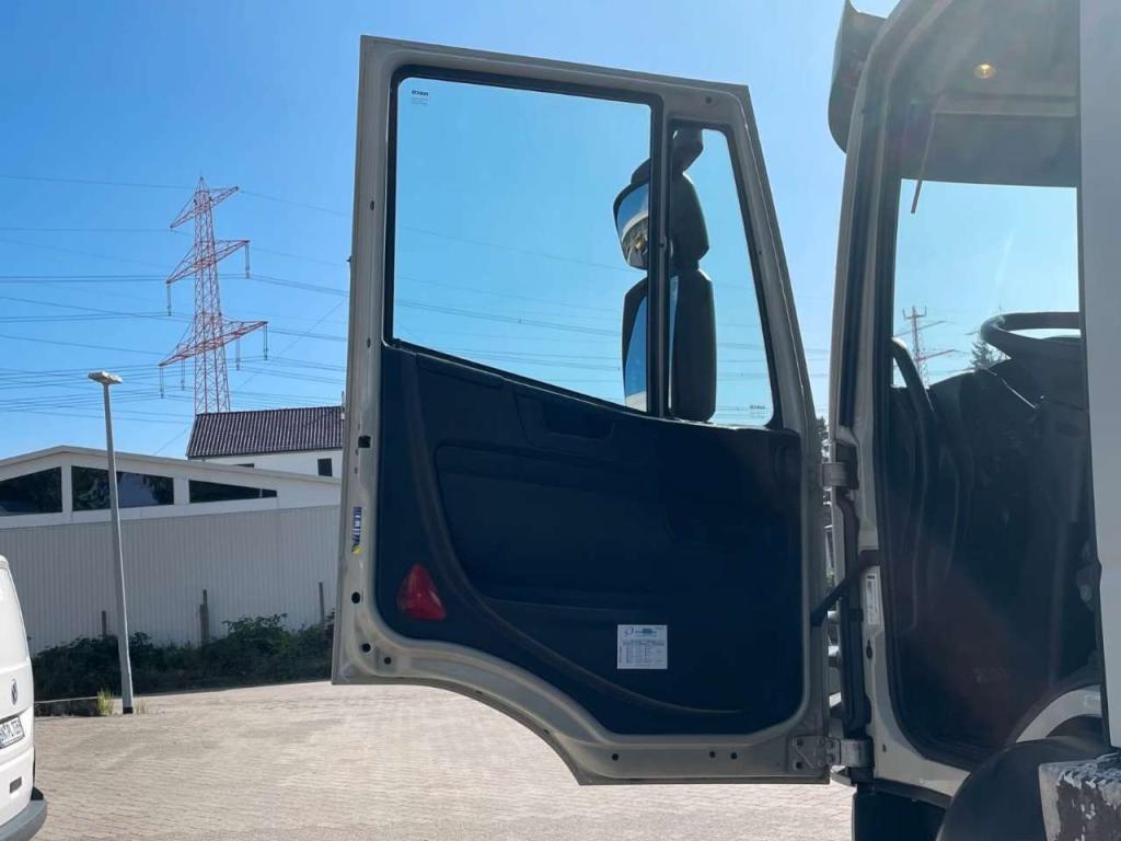 Iveco TRAKKER 260T45/P Foto 26