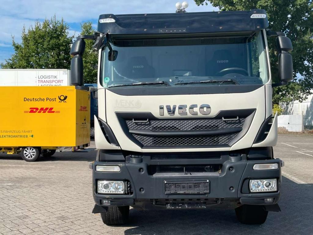 Iveco TRAKKER 260T45/P Foto 30