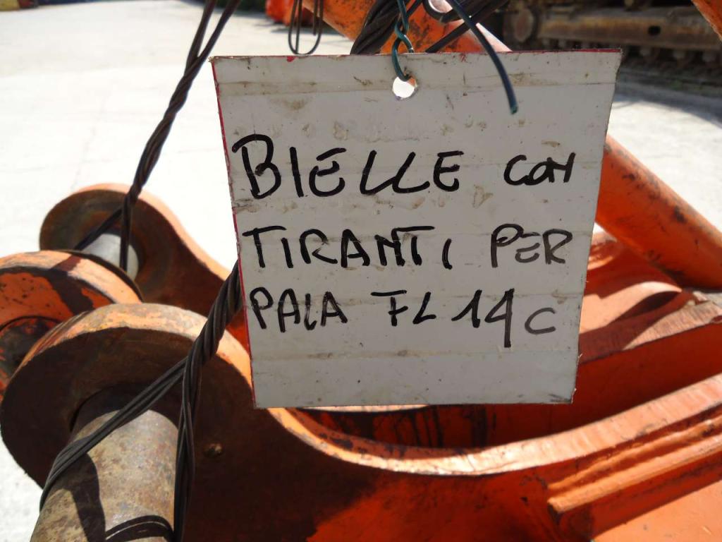 Biella e staffe richiamo benna per Fiat Allis FL14C Foto 3