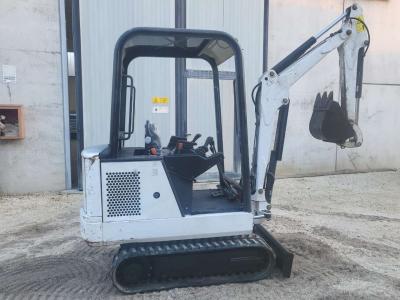 Bobcat 320