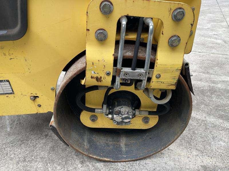 Bomag BW 100 ADM-5 Foto 10